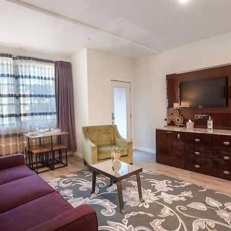 1-Bedroom With Cali King Size Bed In San Diego Kültér fotó