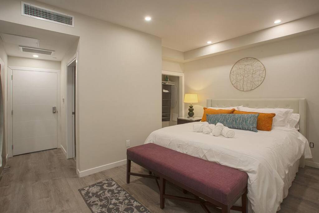 1-Bedroom With Cali King Size Bed In San Diego Kültér fotó